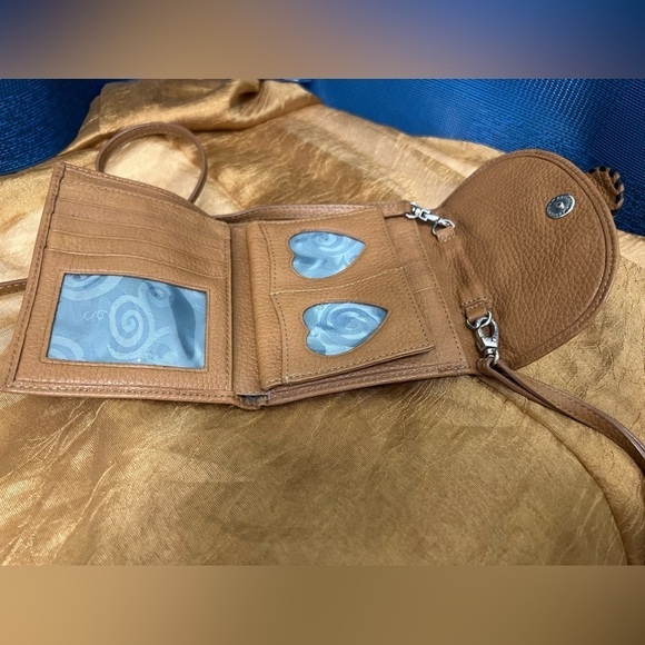 Brighton Wallet crossbody Price Drop! - Picture 6 of 10